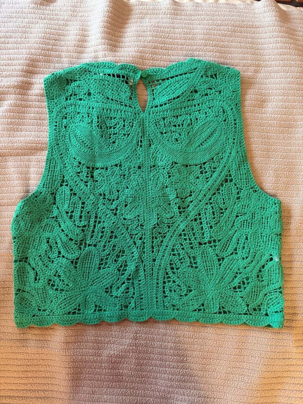 MNG Green Crochet Sleeveless Crop Top Size Large  summer